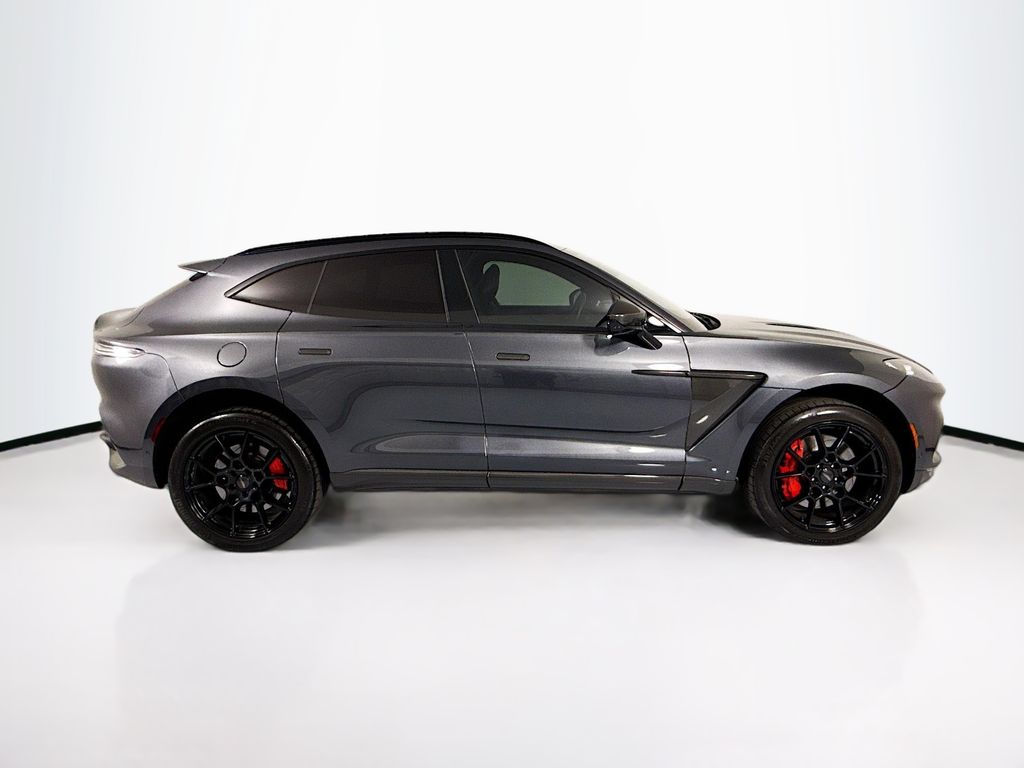 Thumbnail: 2021 Aston Martin DBX - 4