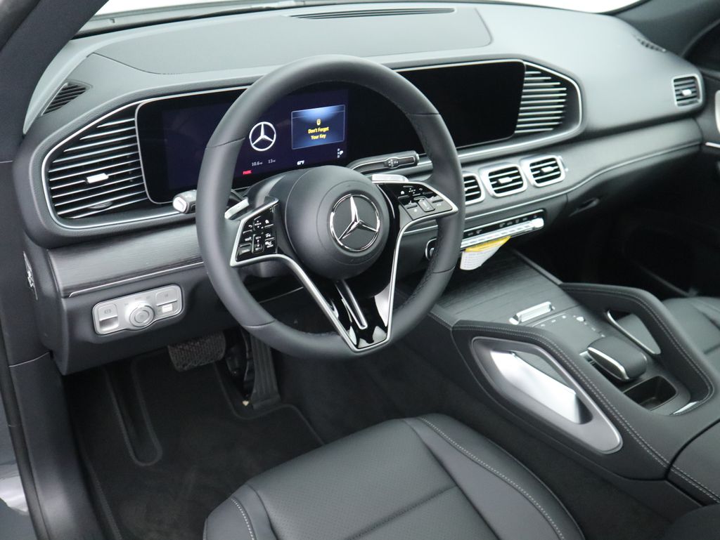 Thumbnail: 2026 Mercedes-Benz GLE - 10