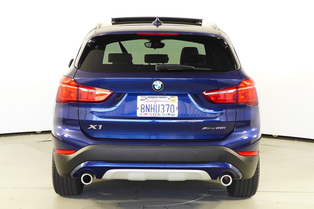Thumbnail: 2020 BMW X1 - 8
