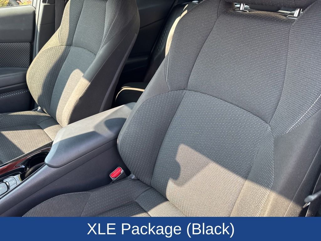 2019 Toyota C-HR XLE