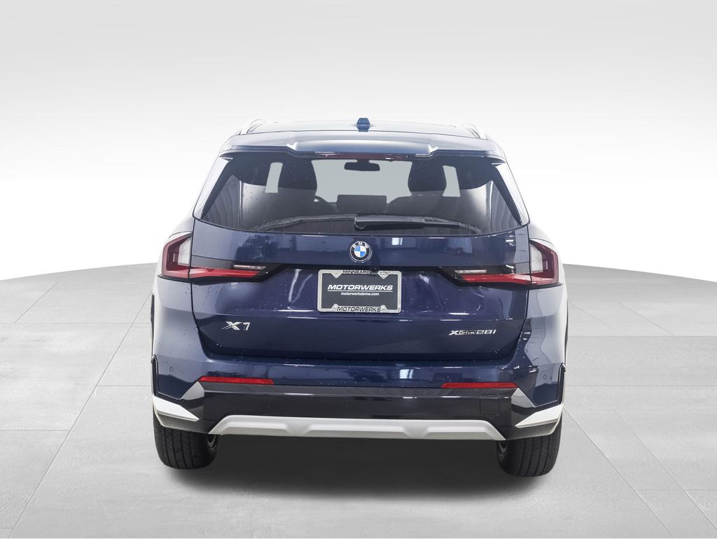 Thumbnail: 2026 BMW X1 - 3