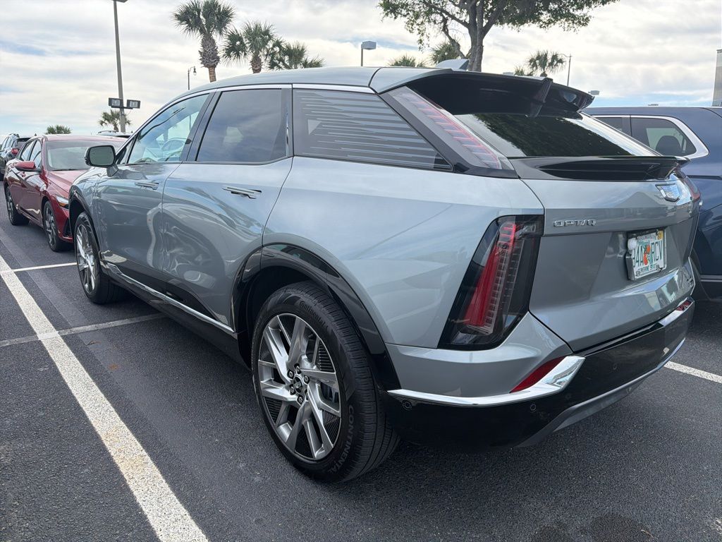 2026 Cadillac OPTIQ Luxury RWD