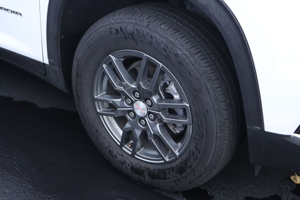 Thumbnail: 2025 GMC Acadia - 5