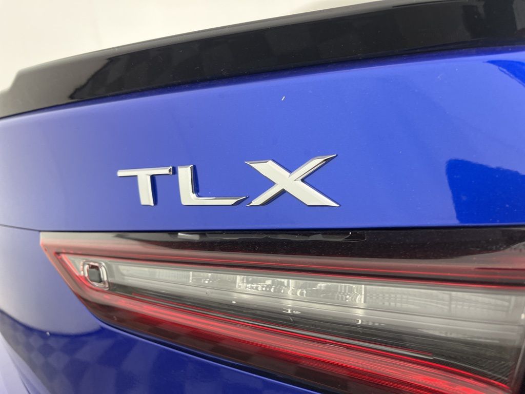 Thumbnail: 2025 Acura TLX - 18