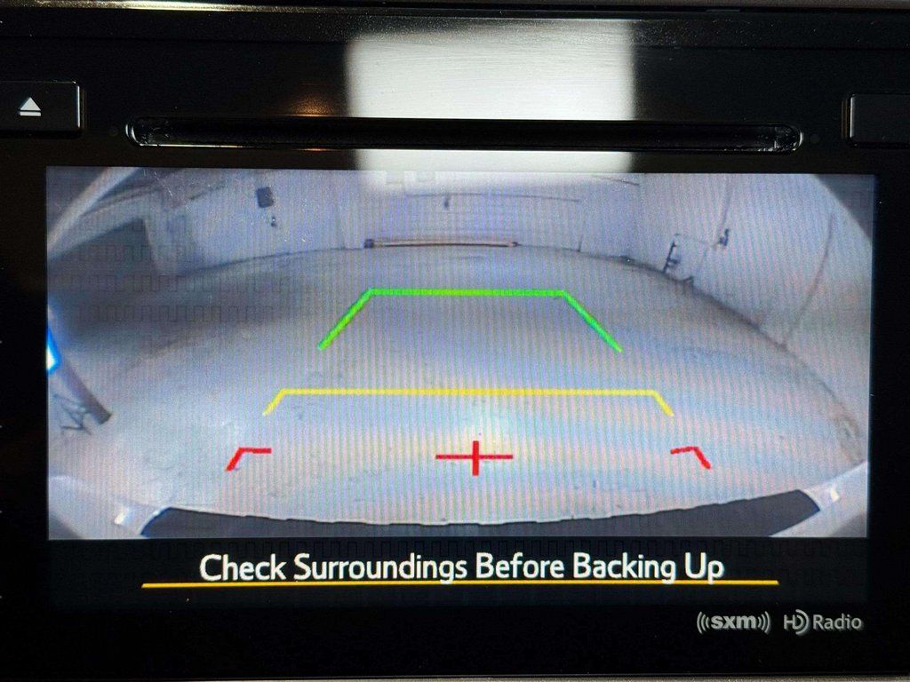 Used 2017 Crystal White Pearl Subaru 2.5i Premium image 12