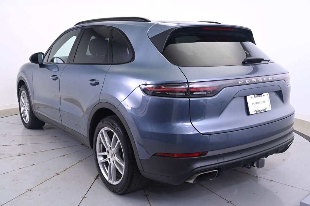 Thumbnail: 2019 Porsche Cayenne - 3