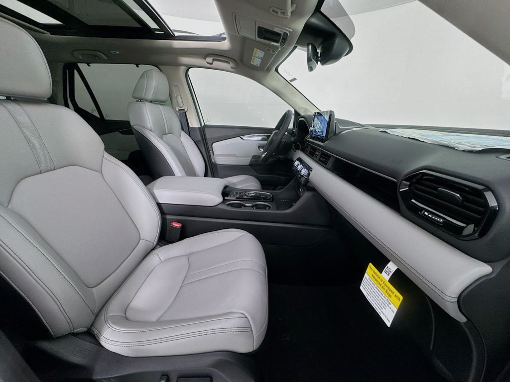 New Car 2025 Honda Pilot  Touring For Sale Under $60,000 In Austin, Texas