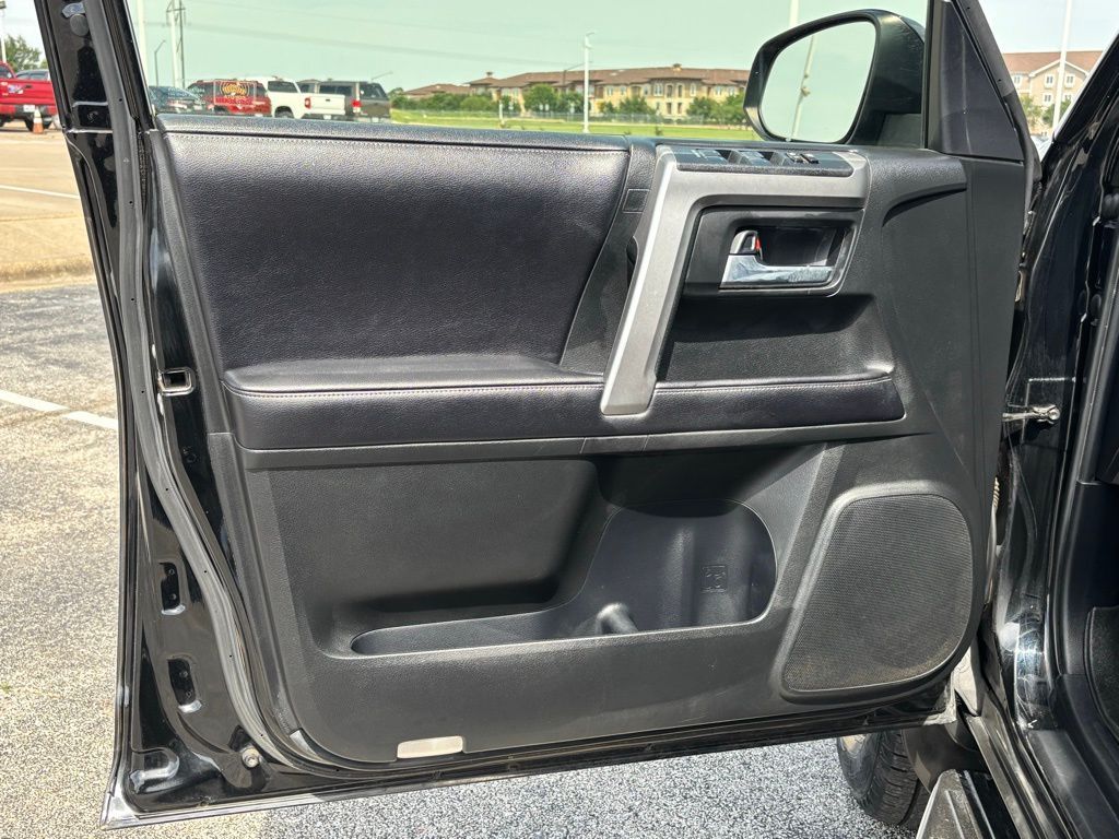 2018 Toyota 4Runner SR5 Premium photo