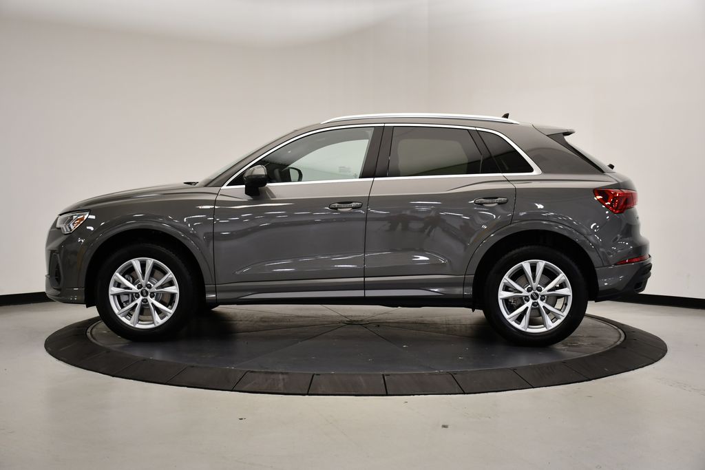 Thumbnail: 2025 Audi Q3 - 2