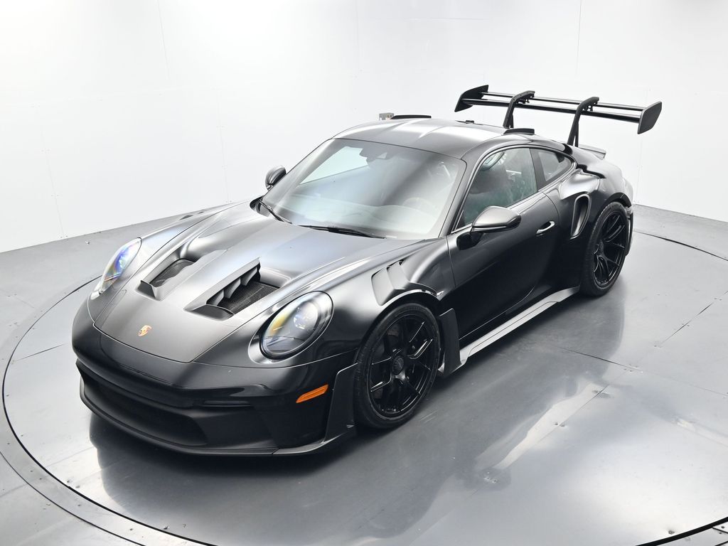 Used 2024  Porsche  image 37