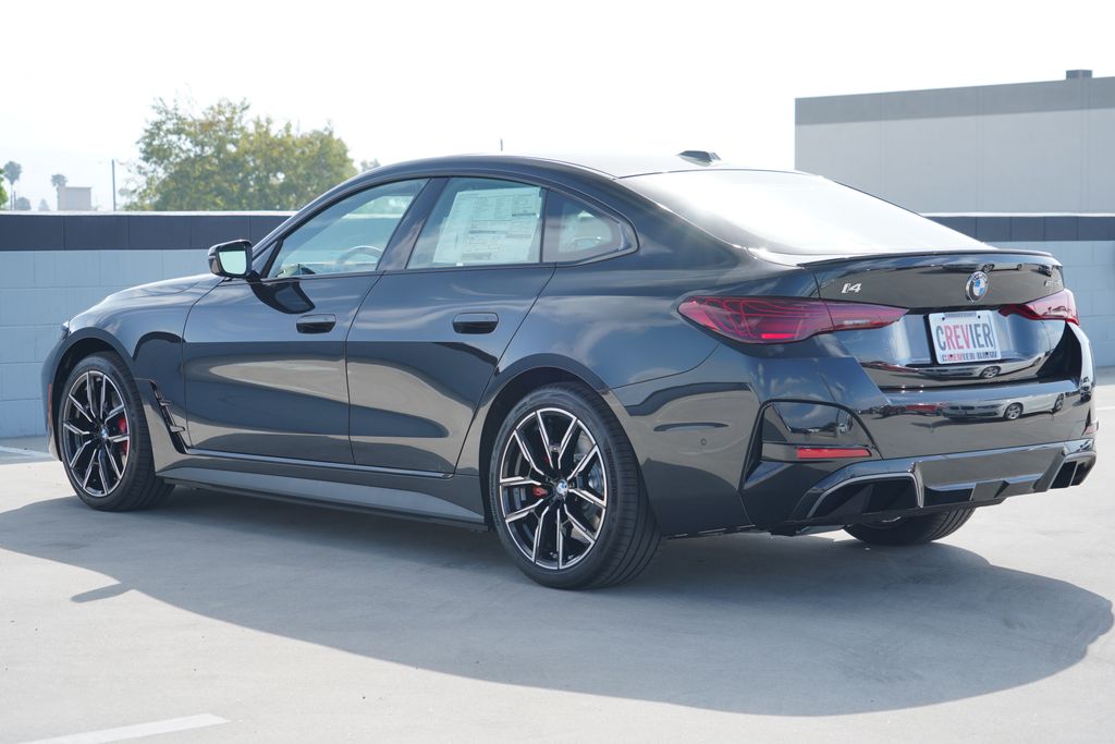 Thumbnail: 2026 BMW i4 - 7