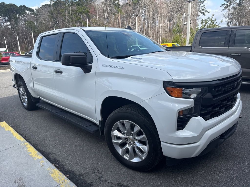2024 Chevrolet Silverado 1500 Custom