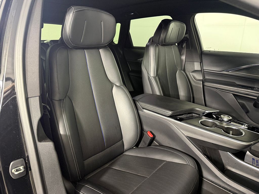 Used 2024 Black Cadillac Luxury image 31