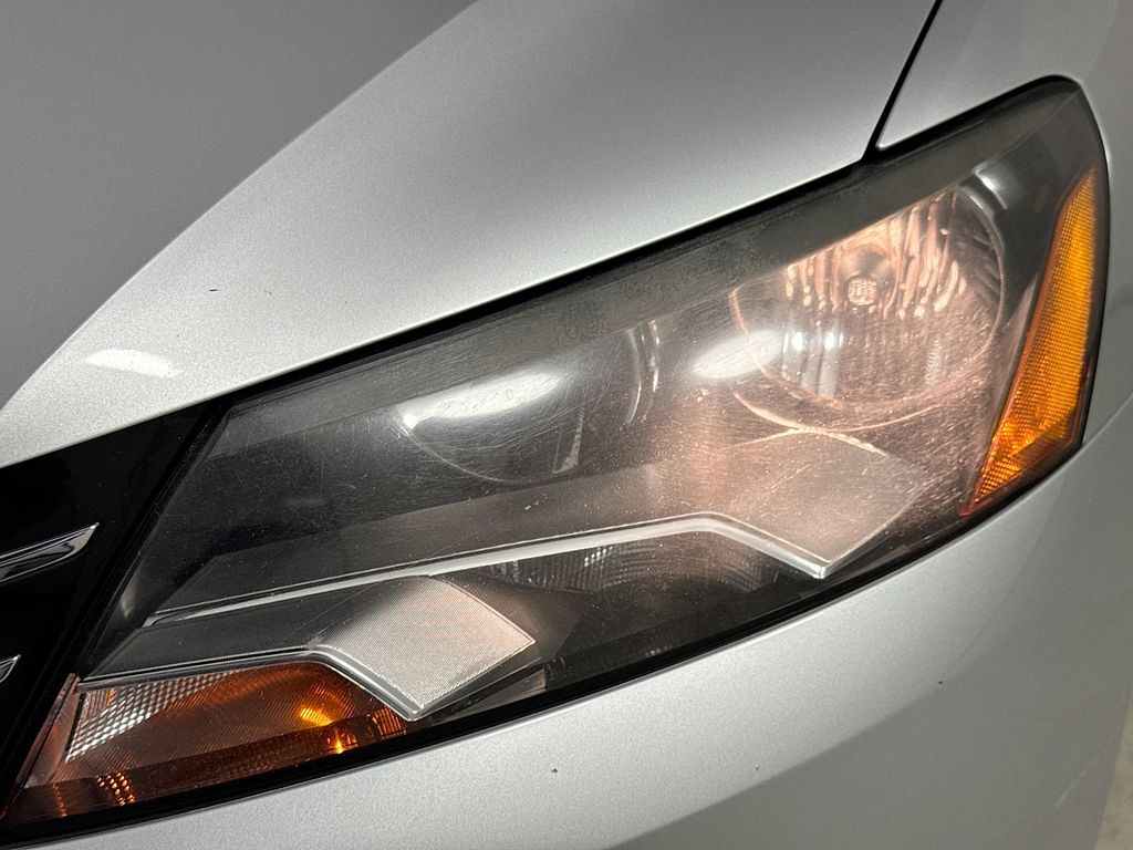 Used Car 2015 Volkswagen Passat  1.8t S For Sale Under $10,000 In Austin, Texas