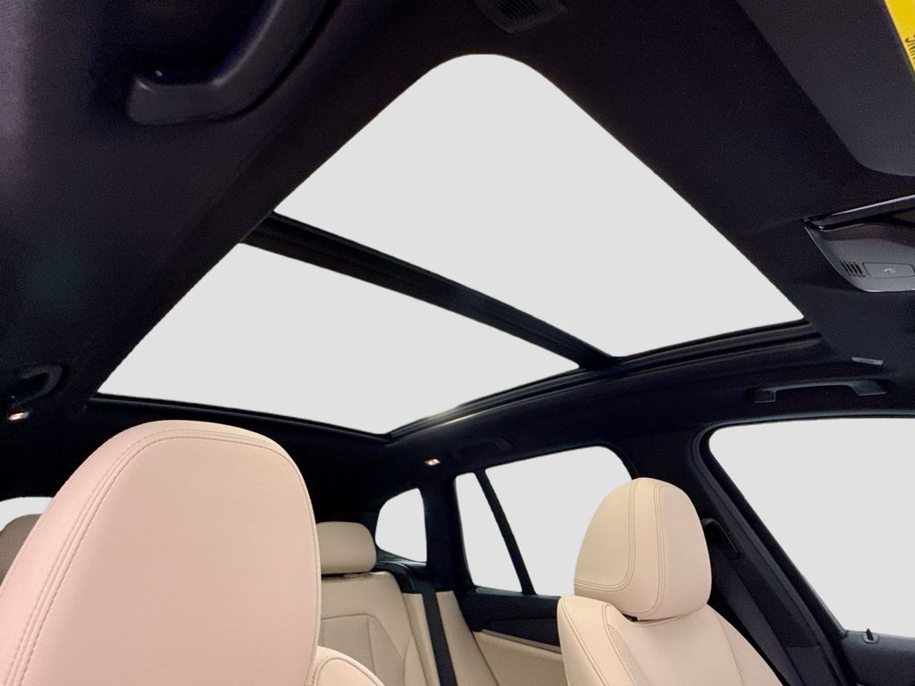 Thumbnail: 2023 BMW X3 - 17