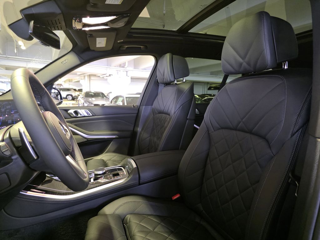 New 2026 Dk. BMW sDrive40i image 16