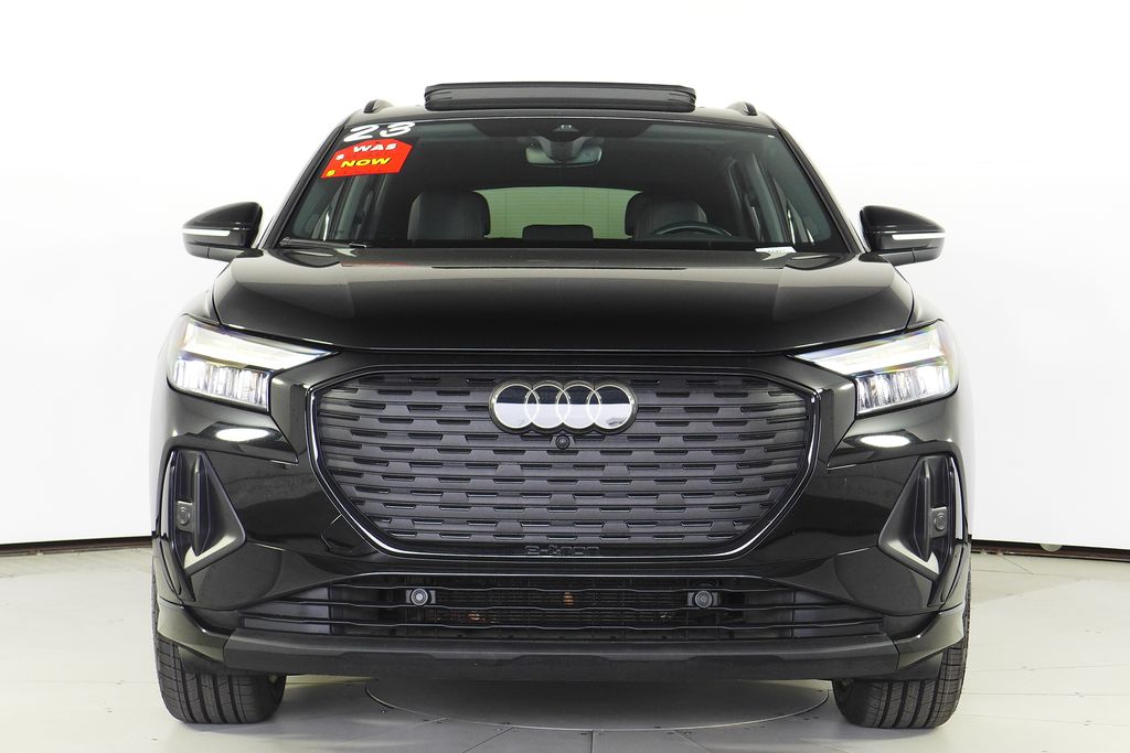 Thumbnail: 2023 Audi Q4 e-tron - 3