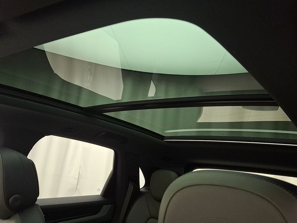 Thumbnail: 2024 Porsche Cayenne - 15