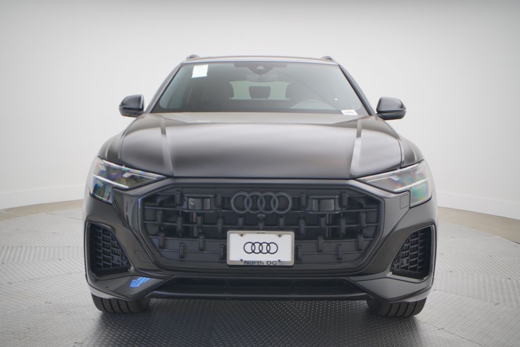 2025 Audi Q8  5