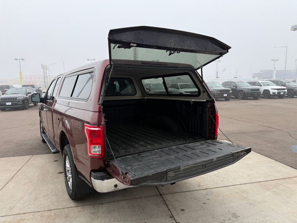 Used 2017 Brown Ford XLT image 26