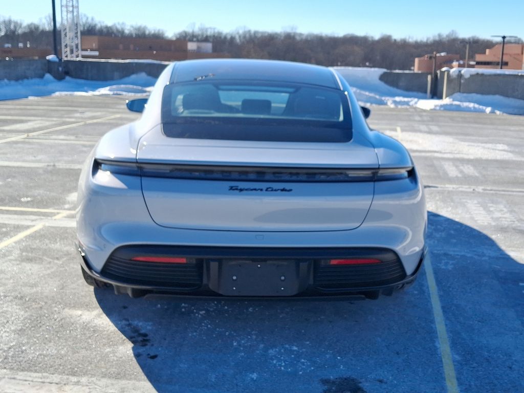 2021 Porsche Taycan Turbo 5