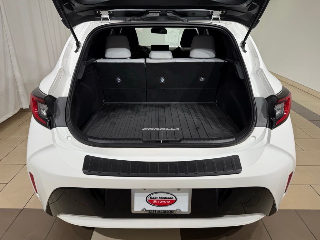 Thumbnail: 2025 Toyota Corolla - 11