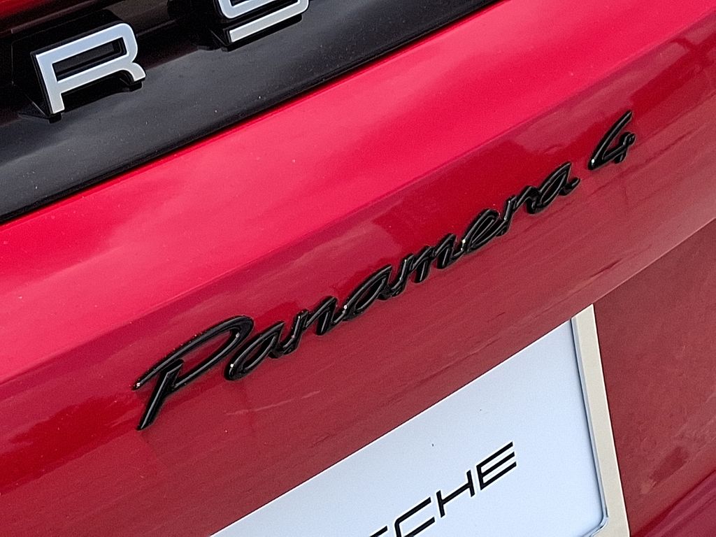 Thumbnail: 2025 Porsche Panamera - 28