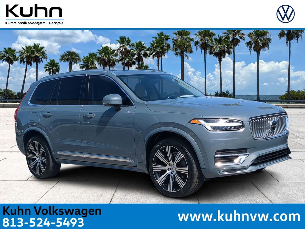 Thunder Gray Metallic 2022 Volvo XC90 T6 Inscription 7-Passenger AWD SUV / Crossover All-Wheel Drive Automatic