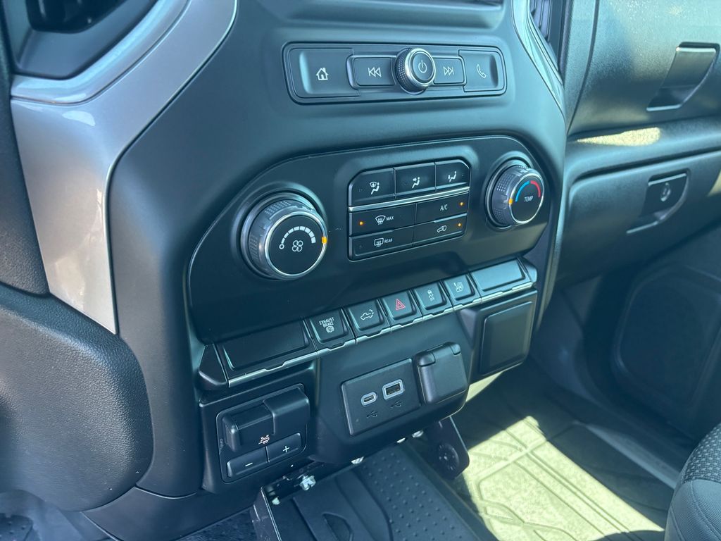 Used Car 2022 Chevrolet Silverado 2500hd  Custom For Sale Under $50,000 In Austin, Texas