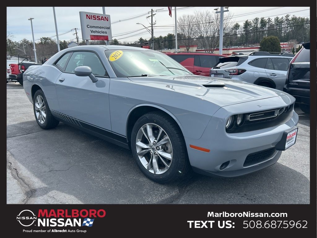 Dodge Challenger SXT AWD