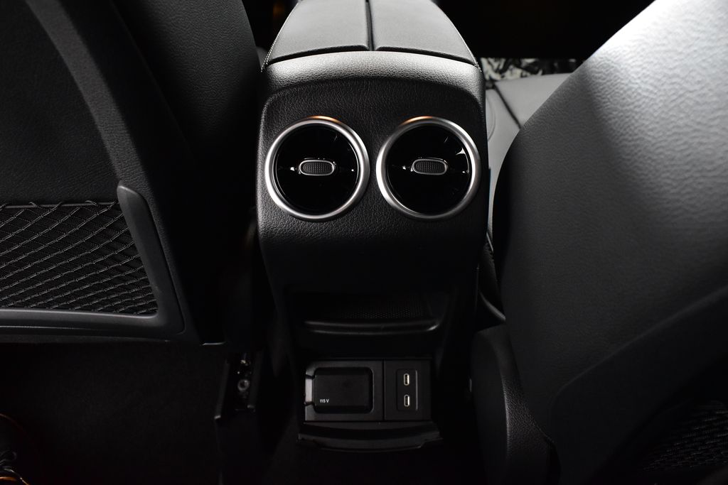 Thumbnail: 2025 Mercedes-Benz GLA - 29