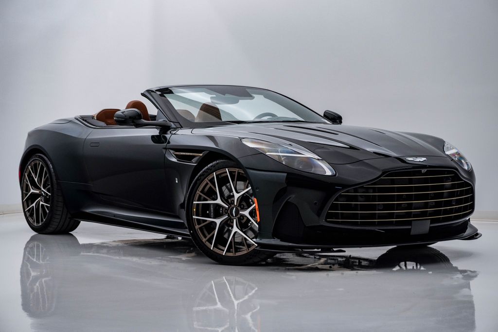 2026 Aston Martin DB12 Volante RWD