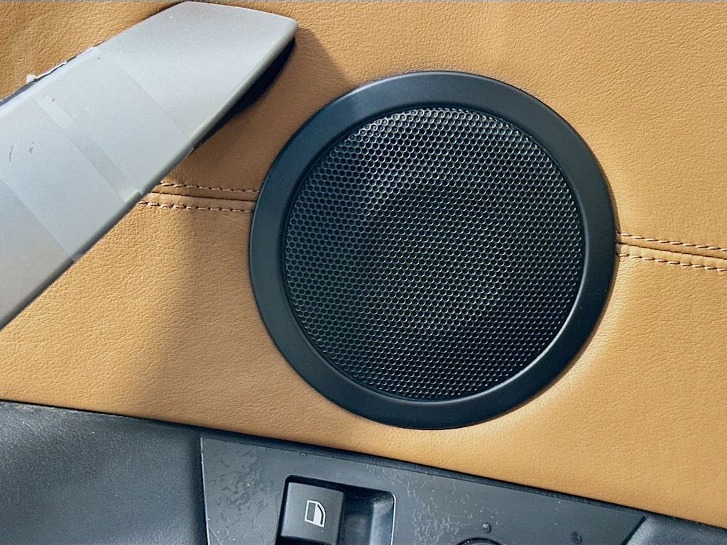 Thumbnail: 2008 BMW Z4 - 17