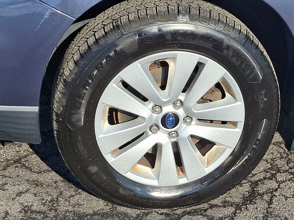 Thumbnail: 2017 Subaru Outback - 8