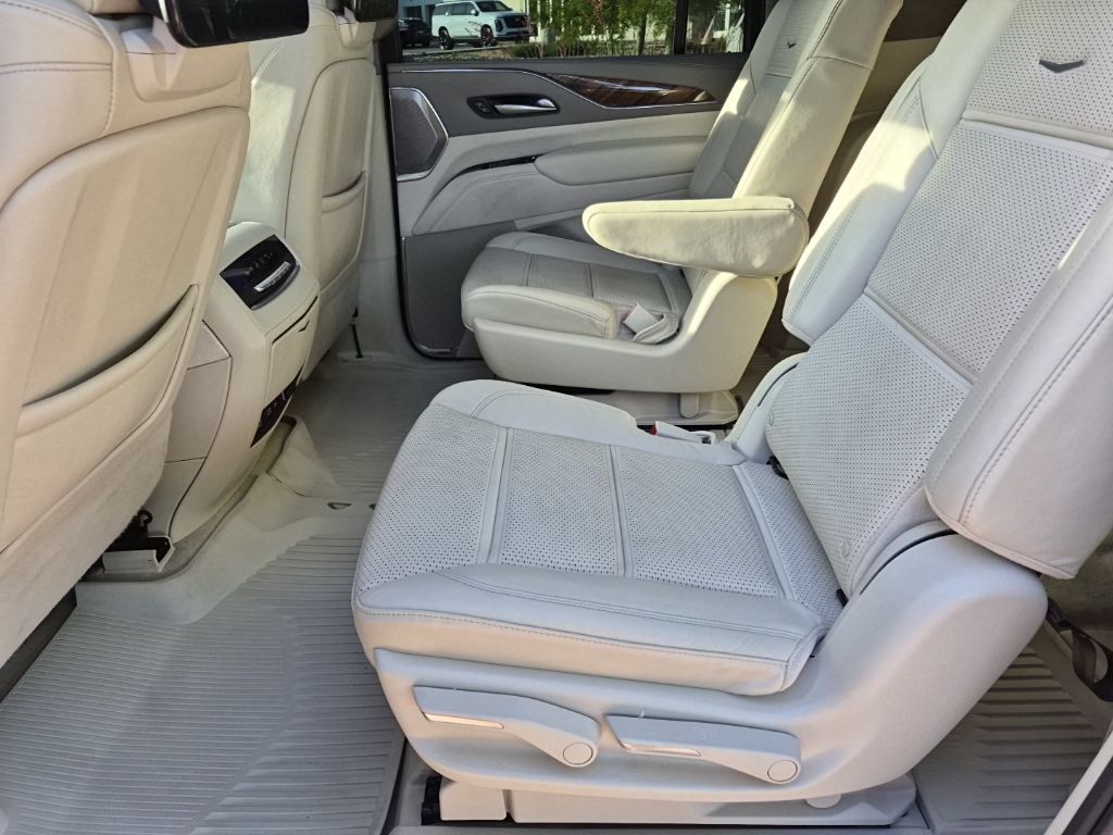 Used Car 2023 Cadillac Escalade Esv  Sport Platinum For Sale Under $80,000 In Austin, Texas