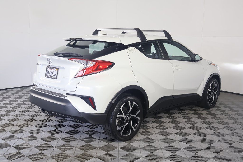 Thumbnail: 2021 Toyota C-HR - 3