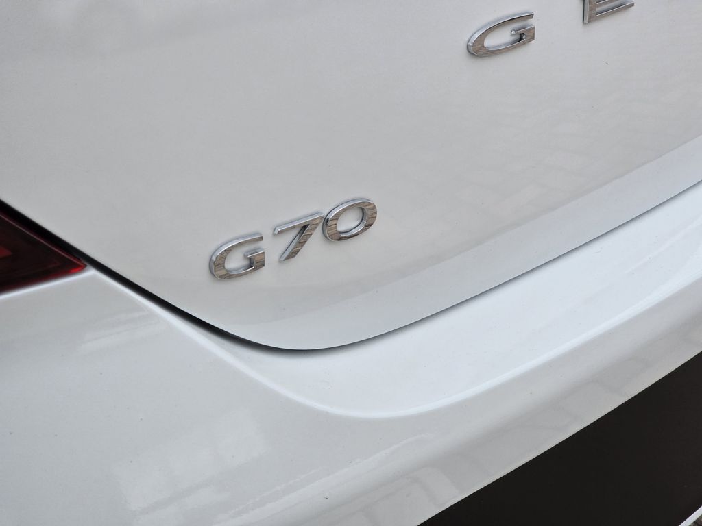 New 2026 White Genesis 2.5T image 6