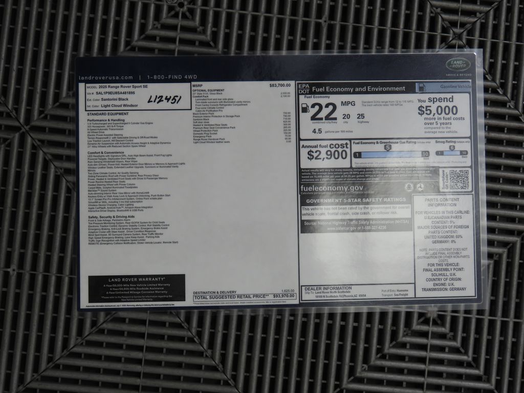 2025 Land Rover Range Rover Sport SE 9