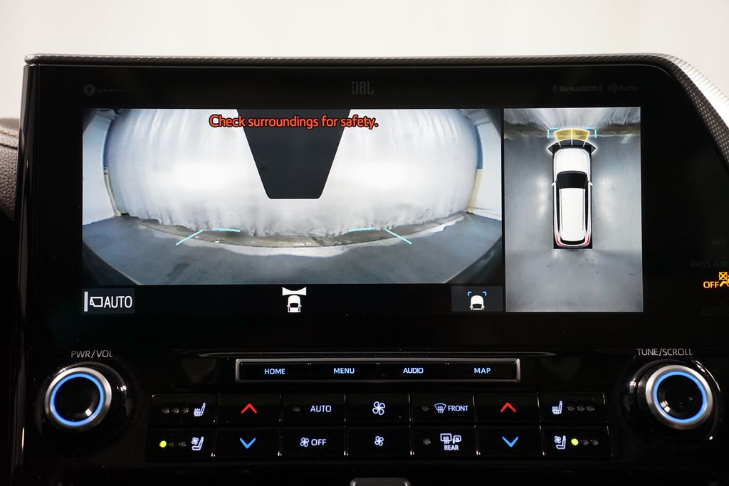 Thumbnail: 2020 Toyota Highlander - 20