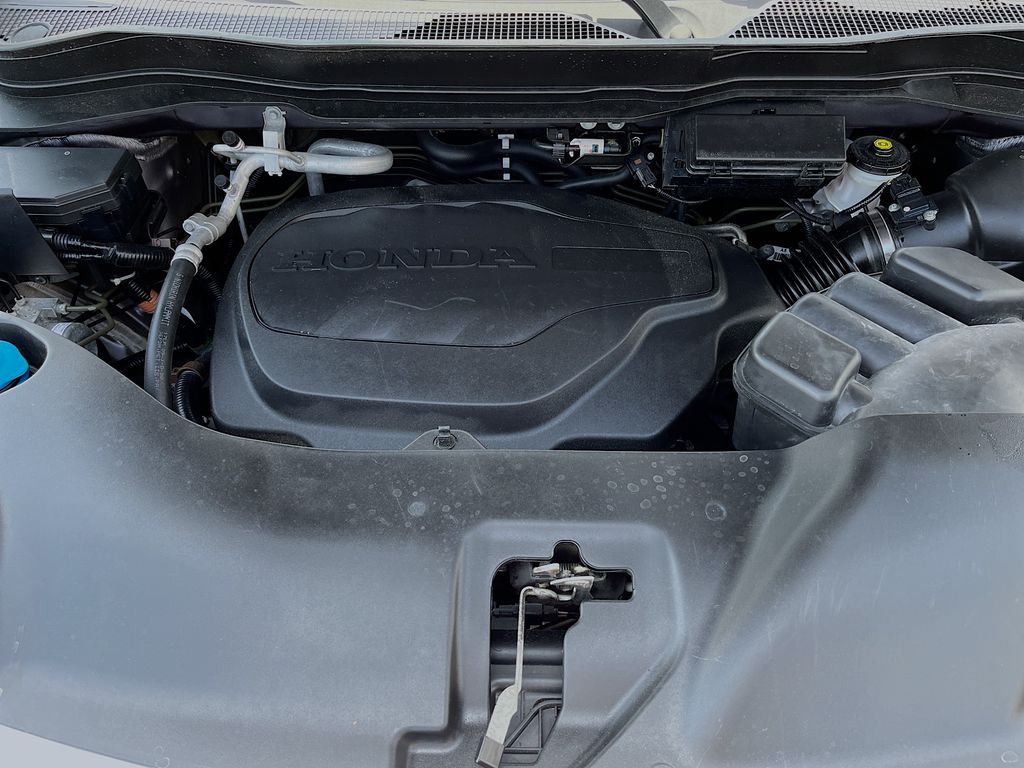 Used 2021 Gray Honda EX-L image 32