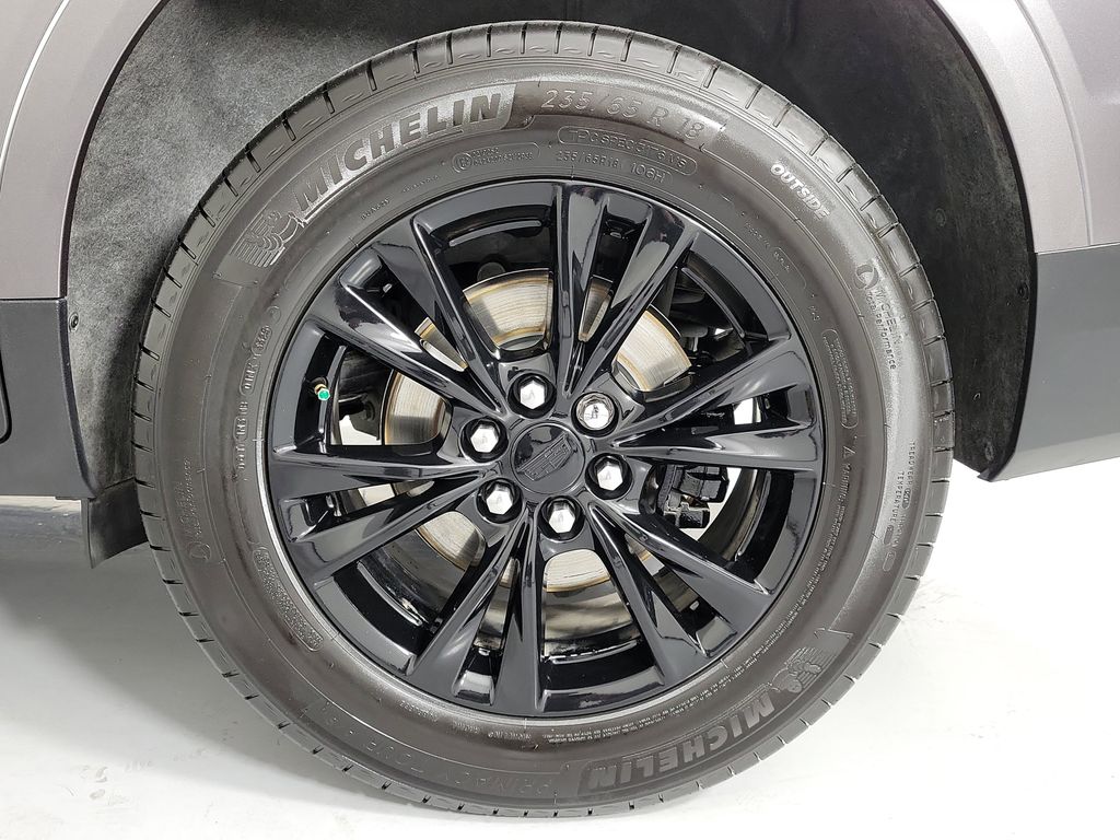 2023 Cadillac XT5 Luxury White at Tom Peacock Cadillac