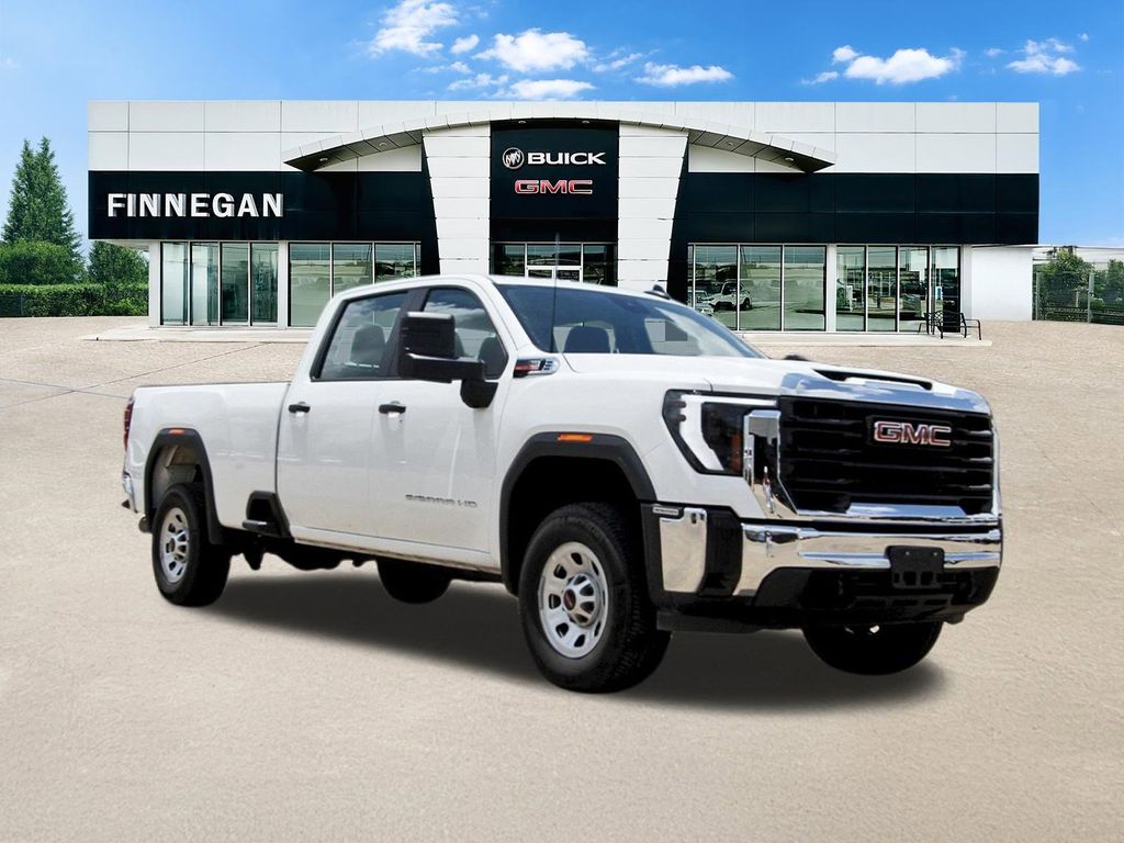 Summit White 2025 GMC Sierra 3500HD Pro Crew Cab RWD Pickup Truck 4X2 Automatic