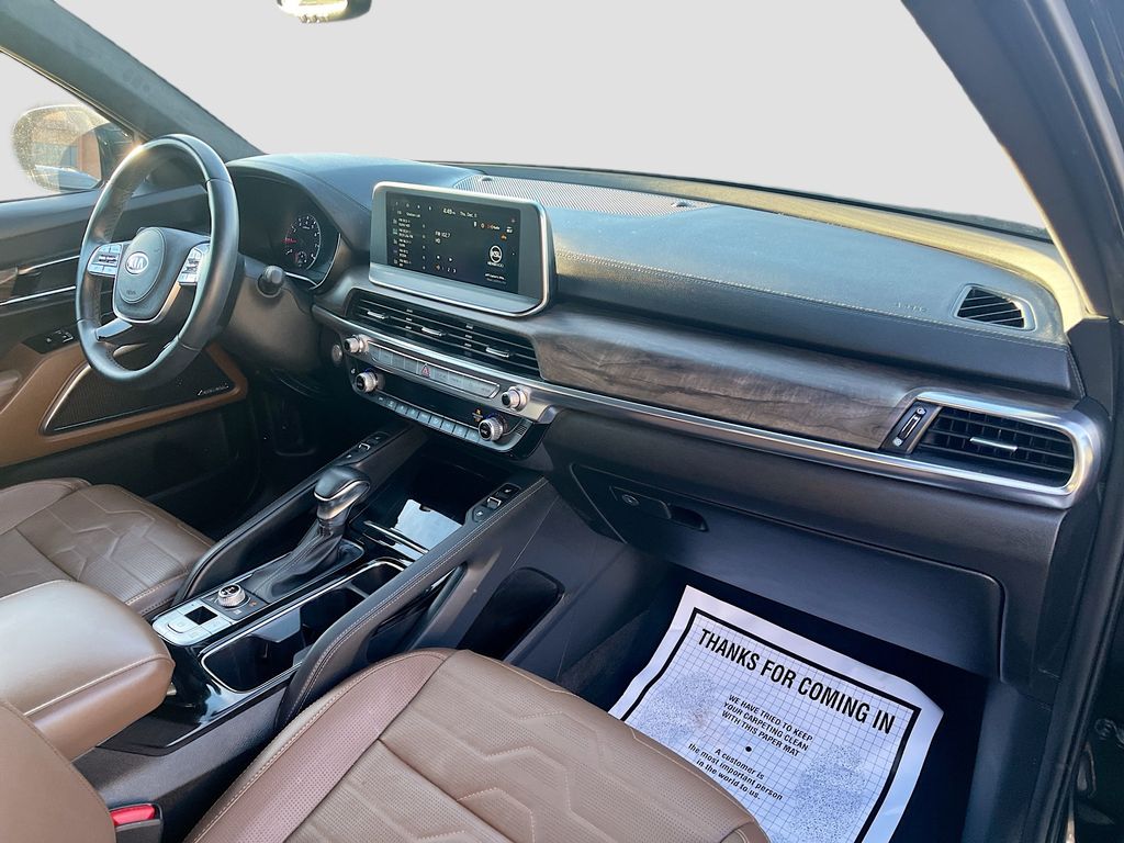 Used 2022 Ebony Black Kia SX image 32