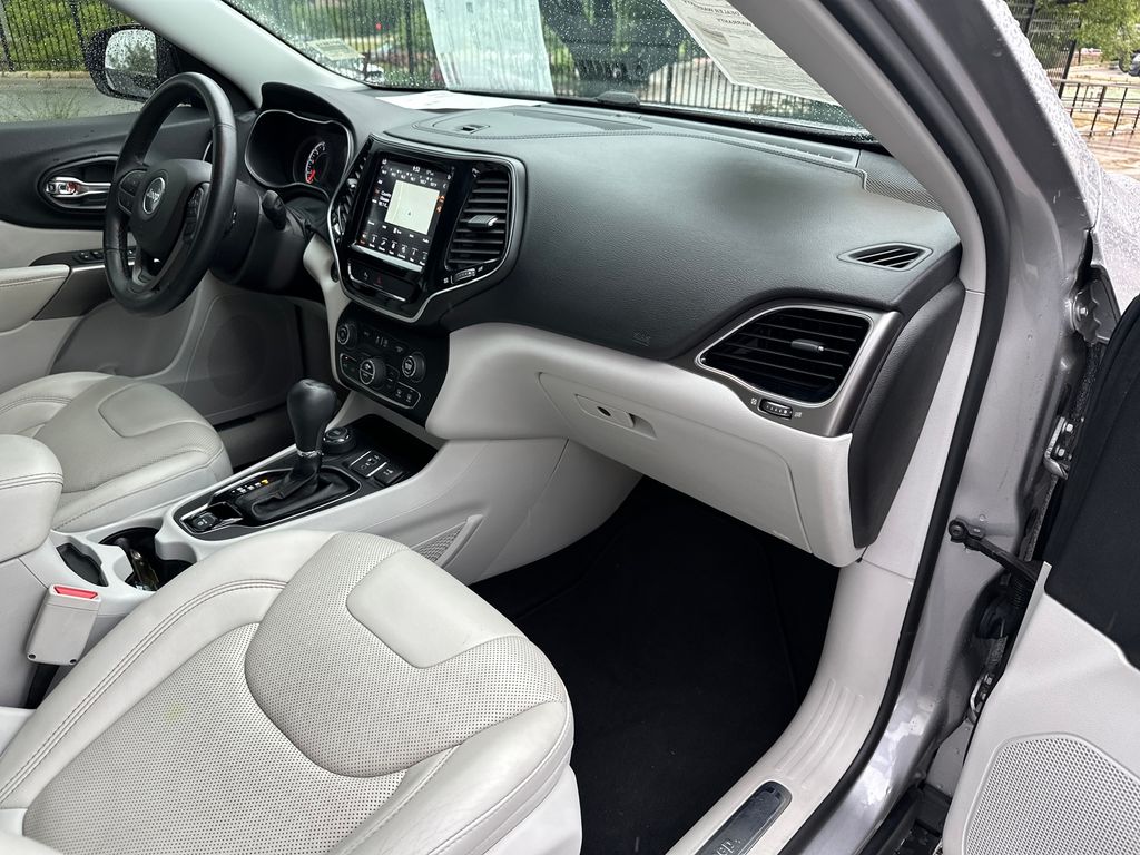 Used Car 2019 Jeep Cherokee  Limited For Sale Under $20,000 In Austin, Texas