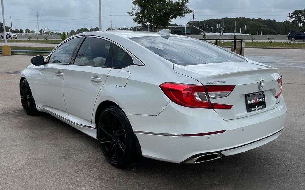 2018 Honda Accord Touring White at Cook Ford