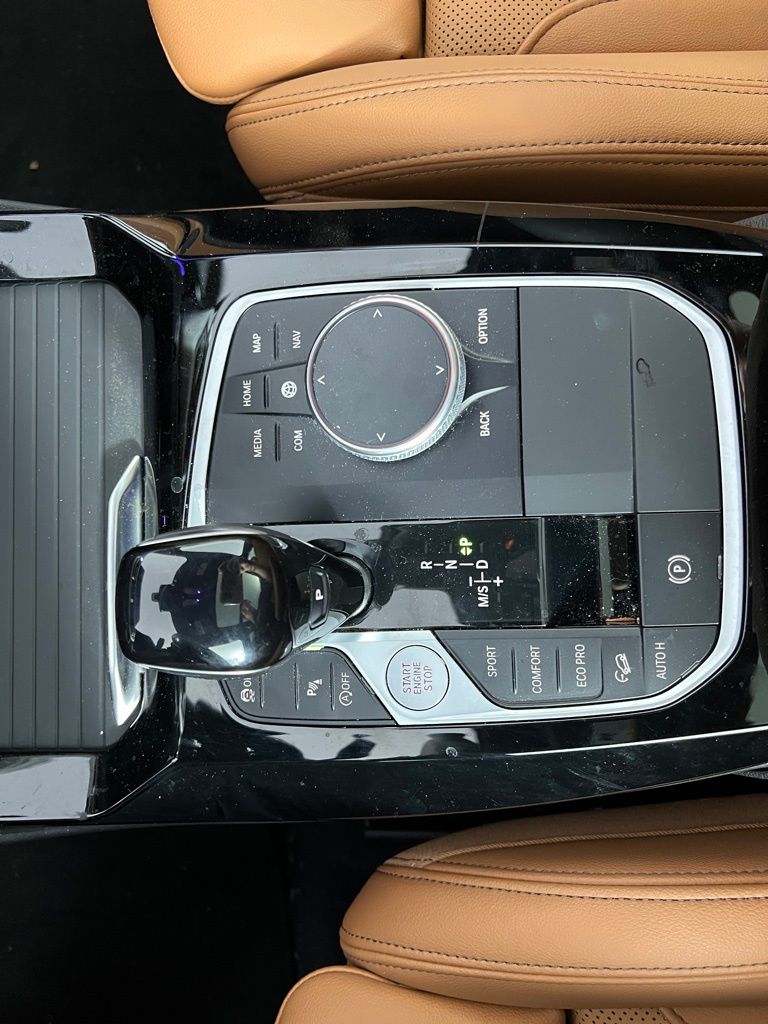 Thumbnail: 2023 BMW X3 - 21