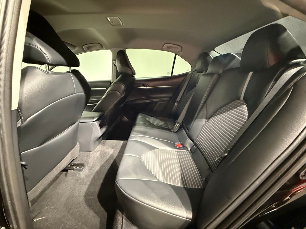 2023 Toyota Camry SE 17