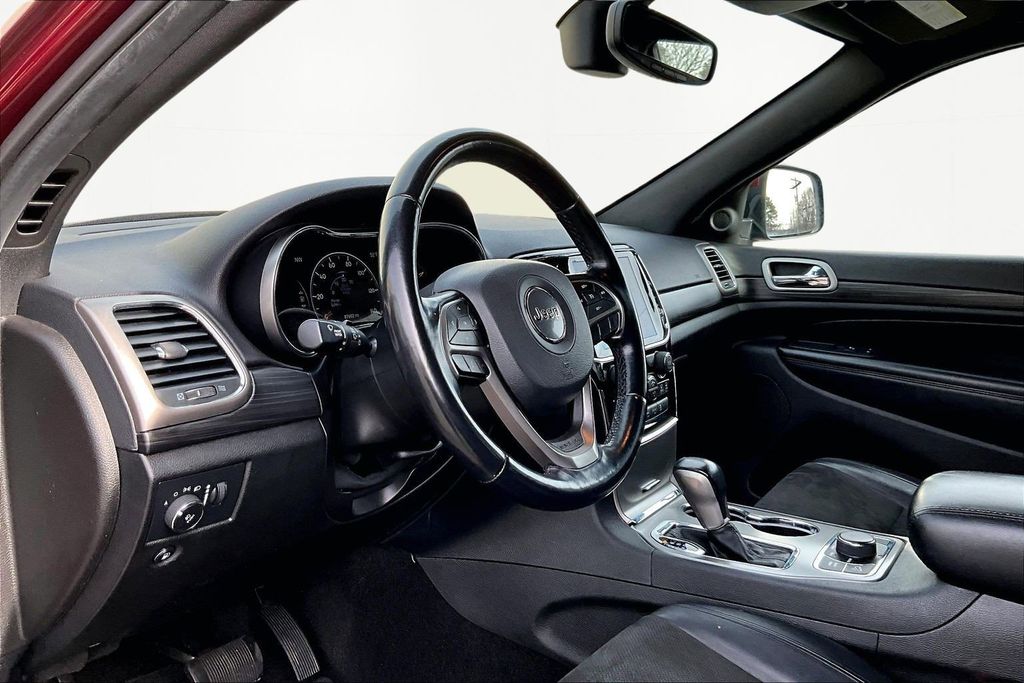 JeepGrand Cherokee WK18