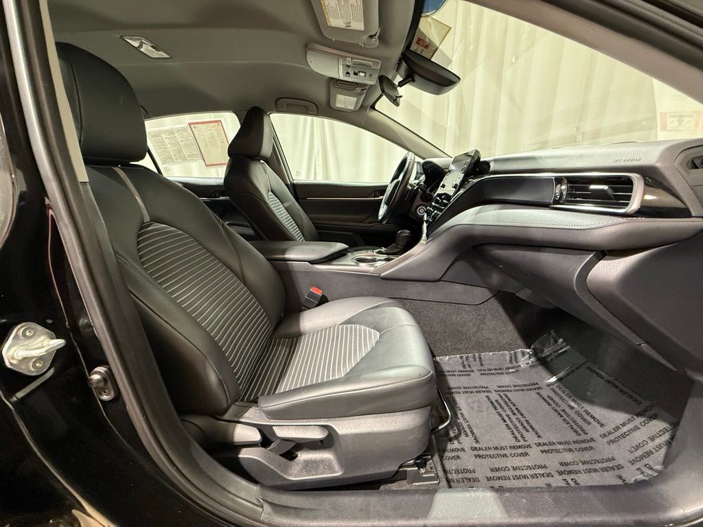 Thumbnail: 2023 Toyota Camry - 19