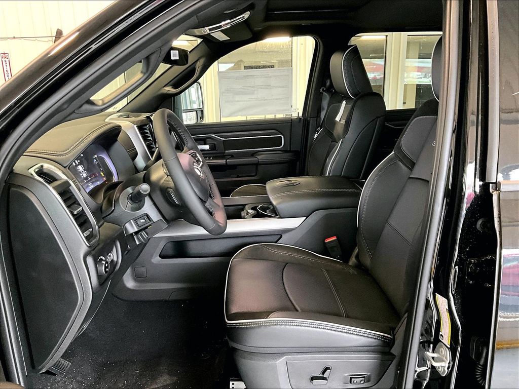 2026 Ram 2500 — photo 11